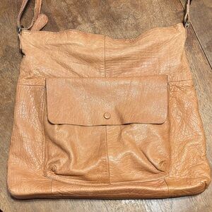 Day & Mood Leather Shoulder Bag